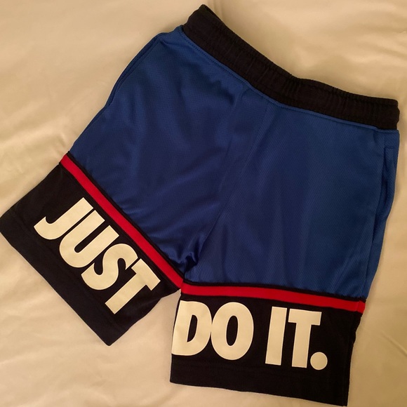 Nike Summer Outfit. - Picture 4 of 8